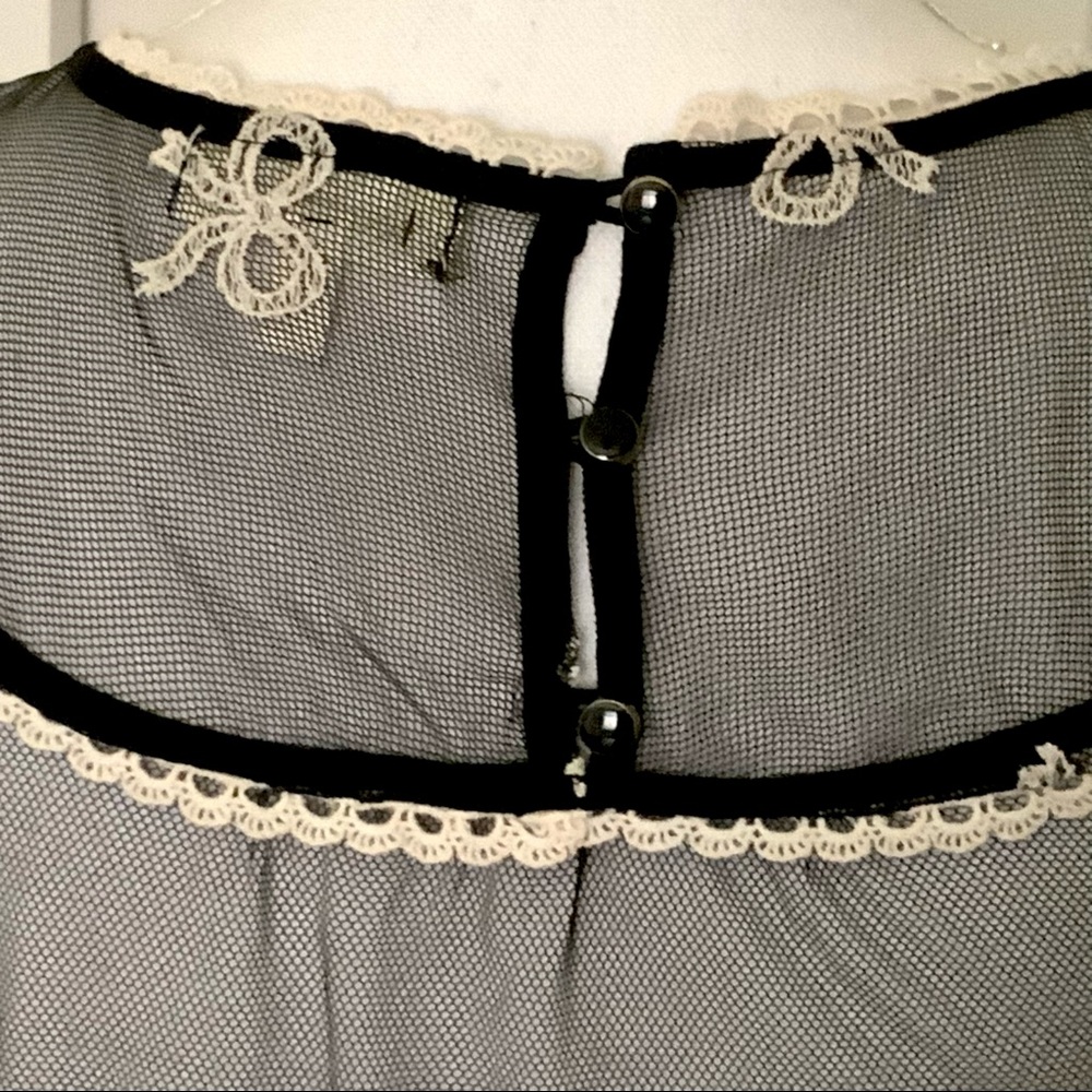 🆕 MONTEAU Black Mesh Cream Embroidered Top NWT - Picture 8 of 10